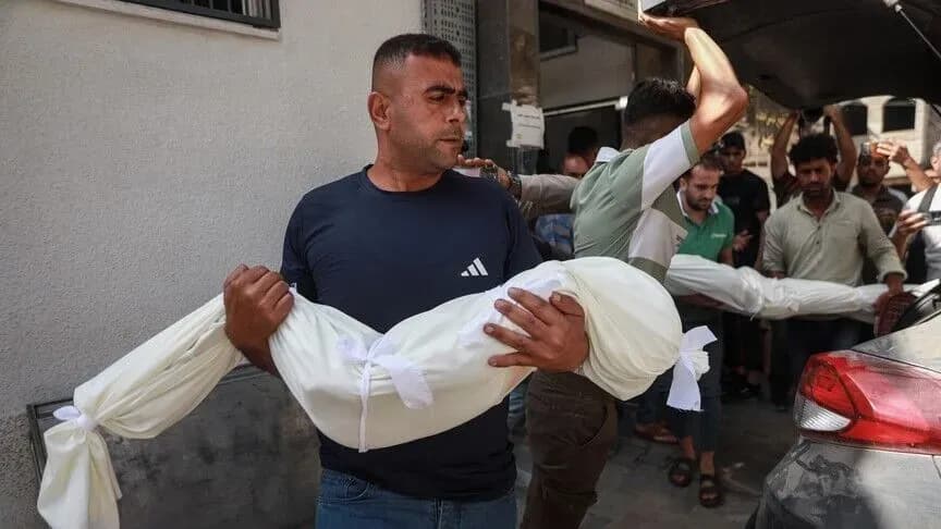 At least nine Palestinians were killed by Israeli fire in Gaza on Wednesday, medical sources told Anadolu, in the latest breach of a ceasefire now in its ninth month.