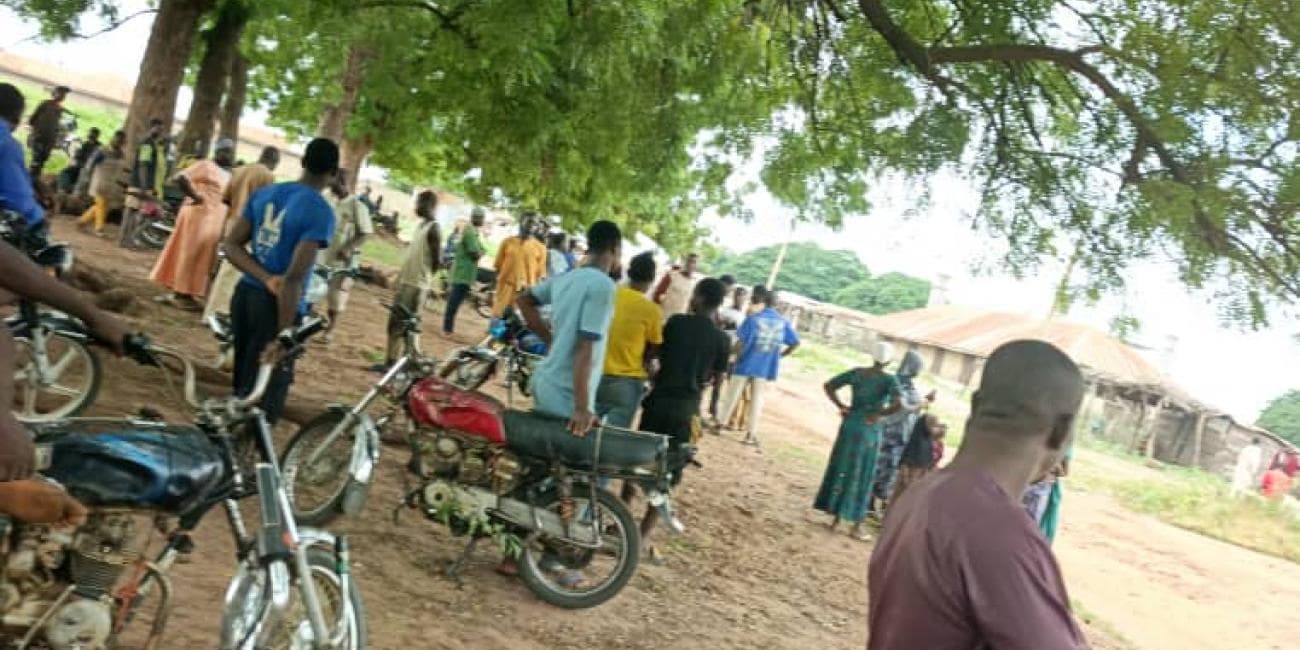 Bandits killed at least one woman and abducted another Lata Nna resident in Kwara State on Sunday