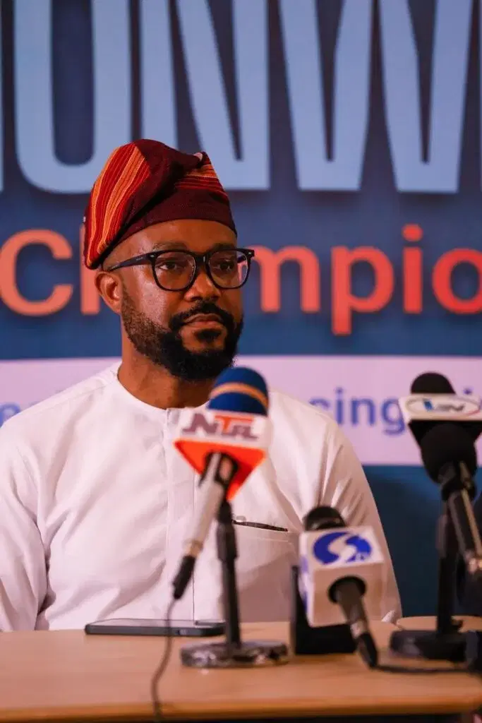 Adeyinka Samuel Elected Commonwealth Fencing Federation President, Defeats Dufour 14-6